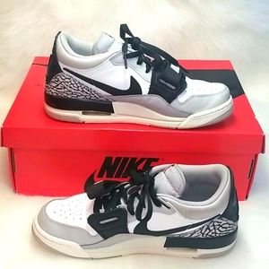 Jordan Legacy 312 Low Tech Grey